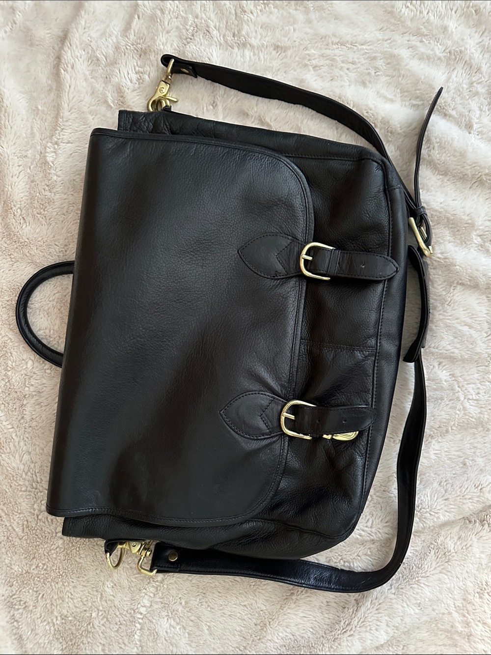 Gorgeous Vintage-Style Black Real Leather Messenger Bag / Briefcase 💼